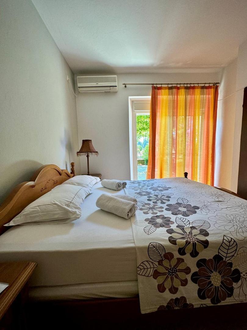 Casa Family Hotel Улцин Екстериор снимка