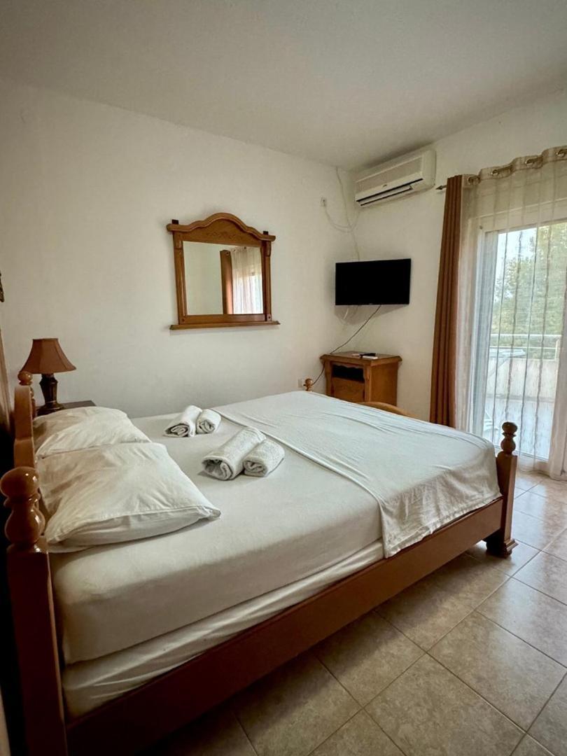 Casa Family Hotel Улцин Екстериор снимка
